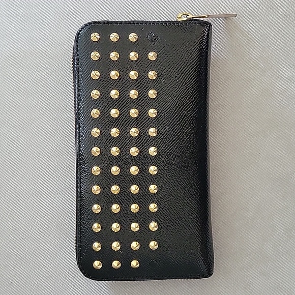 BURBERRY Studded Black Patent Leather Zip Wallet - Picture 2 of 5